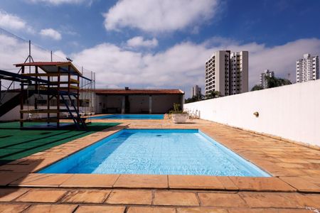 Apartamento para alugar com 125m², 3 quartos e 1 vagaÁrea comum - Piscina