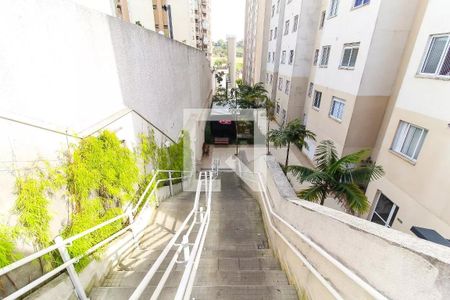Apartamento para alugar com 32m², 2 quartos e sem vagaÁrea comum - Entrada