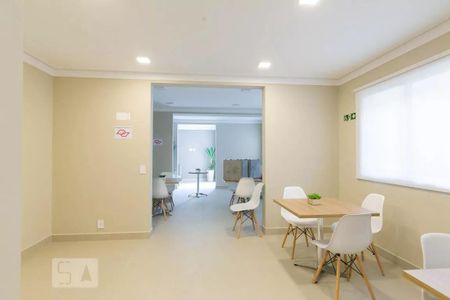 Apartamento para alugar com 32m², 2 quartos e sem vagaÁrea comum