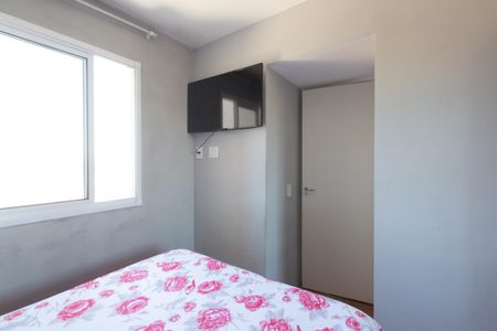 Quarto 2 de apartamento para alugar com 2 quartos, 32m² em Vila Carmosina, São Paulo