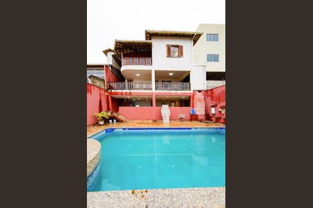 Casa para alugar com 250m², 3 quartos e 3 vagas Casa para alugar com 250m², 3 quartos e 3 vagasÁrea externa