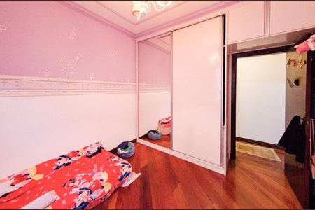 Casa para alugar com 250m², 3 quartos e 3 vagas Casa para alugar com 250m², 3 quartos e 3 vagasQuarto 1