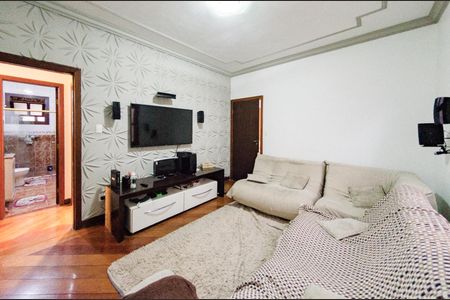 Casa para alugar com 250m², 3 quartos e 3 vagas Casa para alugar com 250m², 3 quartos e 3 vagasSala 2