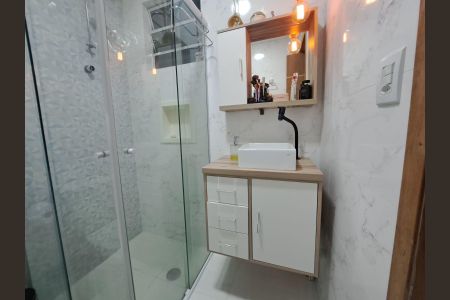 Casa à venda com 248m², 3 quartos e 2 vagasBanheiro da Suíte