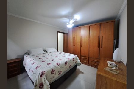 Casa à venda com 248m², 3 quartos e 2 vagasQuarto Suíte