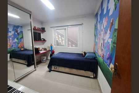 Casa à venda com 248m², 3 quartos e 2 vagasQuarto 1