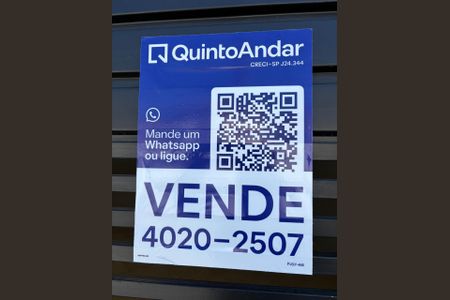 Casa à venda com 181m², 3 quartos e 2 vagas Casa à venda com 181m², 3 quartos e 2 vagasPlaquinha