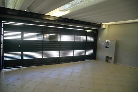 Casa à venda com 181m², 3 quartos e 2 vagasGaragem