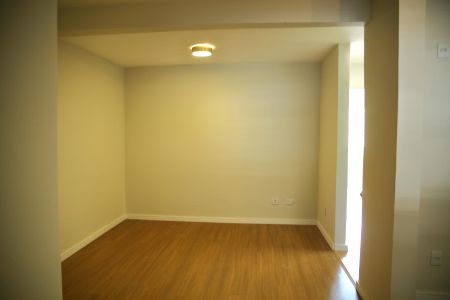 Sala de casa à venda com 3 quartos, 181m² em Vila Tupi, São Bernardo do Campo