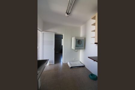 Casa à venda com 300m², 3 quartos e 4 vagasÁrea de Serviço