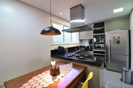 Casa à venda com 300m², 3 quartos e 4 vagasCozinha