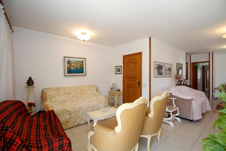 Sala  de apartamento para alugar com 2 quartos, 140m² em Pinheiros, São Paulo