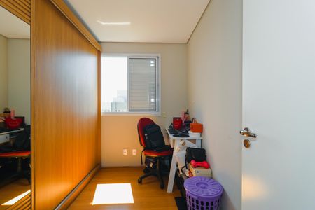Apartamento à venda com 43m², 2 quartos e 2 vagasQuarto 2
