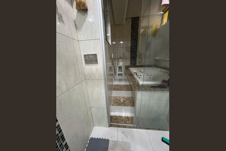 Banheiro da Suíte de casa à venda com 4 quartos, 396m² em Esplanada, Belo Horizonte