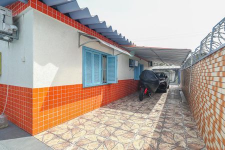 Casa à venda com 215m², 4 quartos e 3 vagasFachada