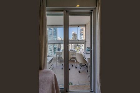 Apartamento à venda com 157m², 2 quartos e 3 vagas