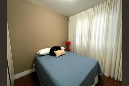 Apartamento à venda com 4 quartos, 140m² em Vila Paris, Belo Horizonte