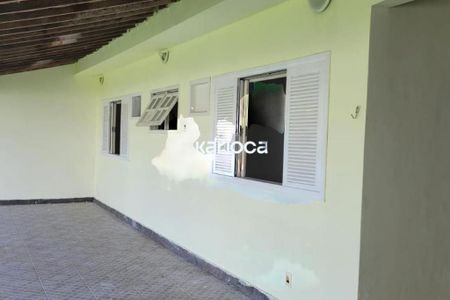 Casa à venda com 3 quartos, 200m² em Vargem Pequena, Rio de Janeiro