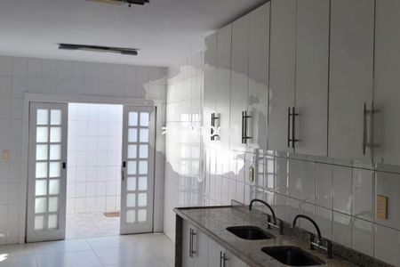 Casa à venda com 3 quartos, 200m² em Vargem Pequena, Rio de Janeiro