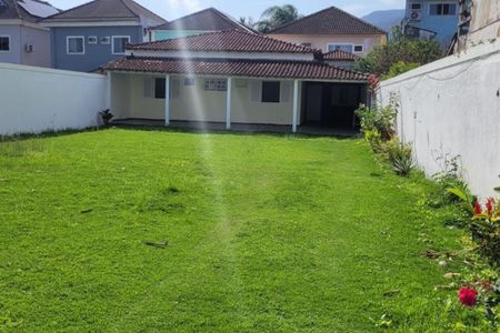 Casa à venda com 3 quartos, 200m² em Vargem Pequena, Rio de Janeiro