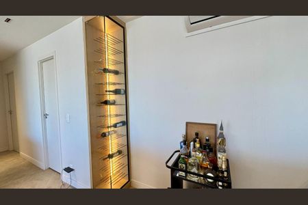 Apartamento à venda com 79m², 2 quartos e 1 vaga