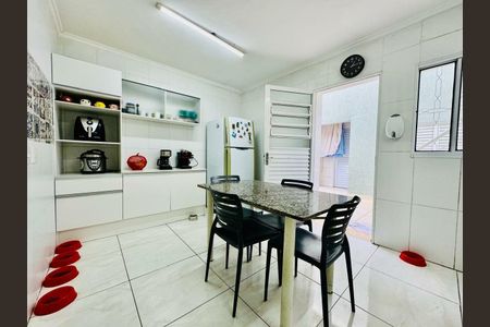 Casa à venda com 3 quartos, 130m² em Jabaquara, São Paulo