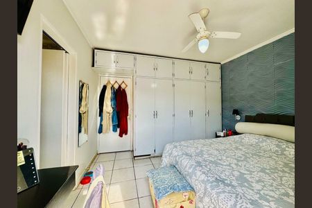 Casa à venda com 130m², 3 quartos e 2 vagas