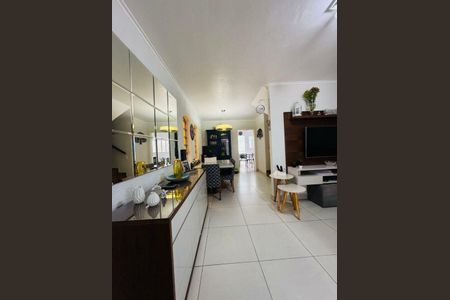 Casa à venda com 130m², 3 quartos e 2 vagas