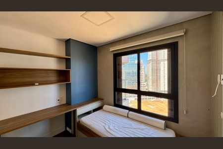 Apartamento à venda com 2 quartos, 106m² em Jardim das Acacias, São Paulo