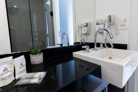 Studio para alugar com 21m², 1 quarto e sem vaga Studio para alugar com 21m², 1 quarto e sem vagaBanheiro