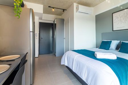 Studio para alugar com 21m², 1 quarto e sem vaga Studio para alugar com 21m², 1 quarto e sem vagaQuarto