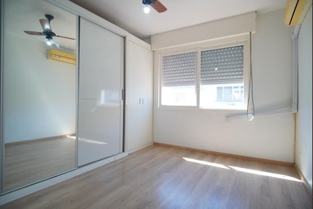 Quarto de apartamento para alugar com 1 quarto, 46m² em Vila Ipiranga, Porto Alegre
