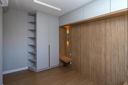 Apartamento à venda com 79m², 3 quartos e 2 vagasSuíte