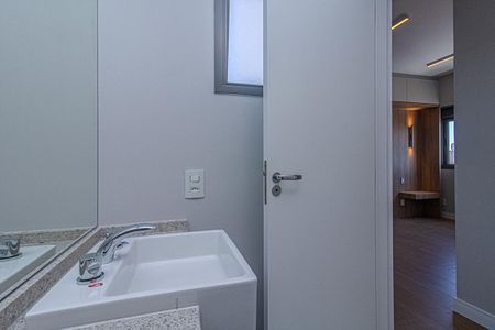 Apartamento à venda com 79m², 3 quartos e 2 vagasBanheiro da Suíte