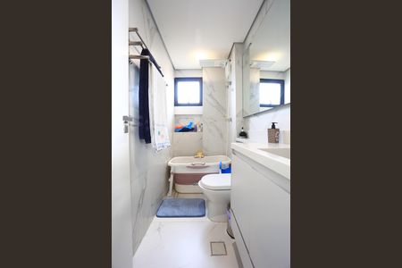 Apartamento à venda com 89m², 2 quartos e 2 vagasBanheiro da Suíte 1