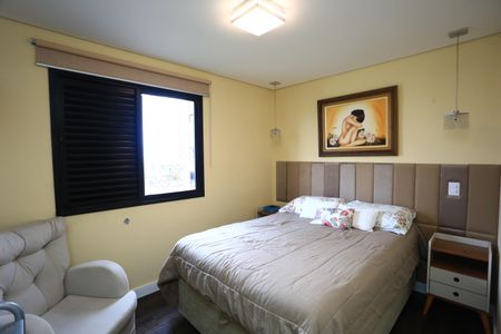 Apartamento à venda com 89m², 2 quartos e 2 vagasSuíte 2