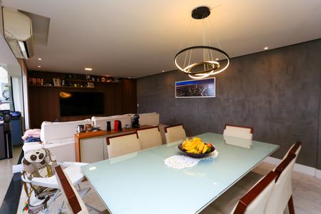 Apartamento à venda com 89m², 2 quartos e 2 vagasSala