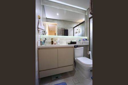 Apartamento à venda com 89m², 2 quartos e 2 vagasBanheiro da Suíte 2