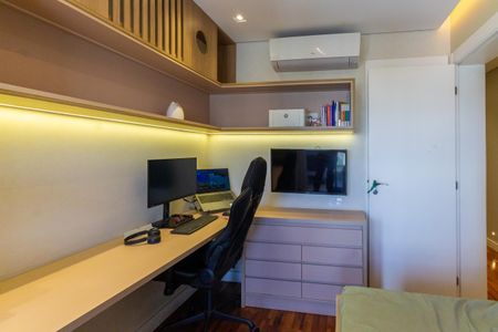 Apartamento à venda com 89m², 3 quartos e 2 vagasQuarto 