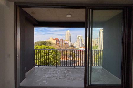 Varanda de kitnet/studio à venda com 1 quarto, 24m² em Vila Mariana, São Paulo