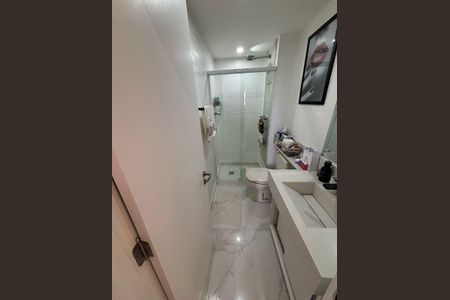 Apartamento à venda com 75m², 2 quartos e 1 vagaBanheiro