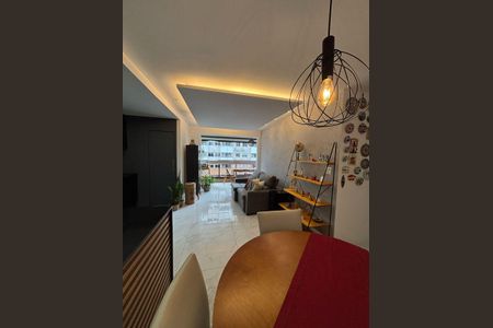 Apartamento à venda com 75m², 2 quartos e 1 vagaSala