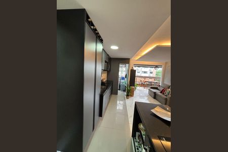 Apartamento à venda com 75m², 2 quartos e 1 vagaSala