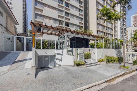 Apartamento para alugar com 106m², 2 quartos e 1 vagaFachada