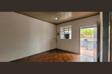 Casa para alugar com 120m², 2 quartos e 2 vagas Casa para alugar com 120m², 2 quartos e 2 vagasSala