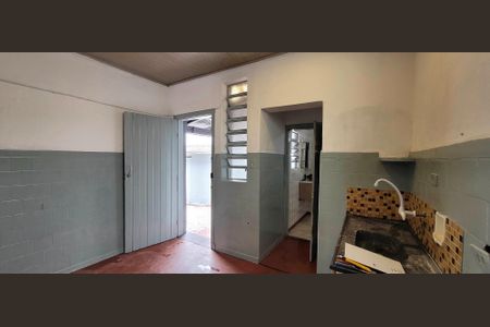 Casa para alugar com 120m², 2 quartos e 2 vagas Casa para alugar com 120m², 2 quartos e 2 vagasCozinha