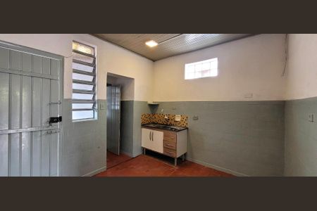 Casa para alugar com 120m², 2 quartos e 2 vagas Casa para alugar com 120m², 2 quartos e 2 vagasCozinha
