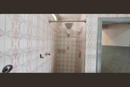 Casa para alugar com 120m², 2 quartos e 2 vagas Casa para alugar com 120m², 2 quartos e 2 vagasBanheiro