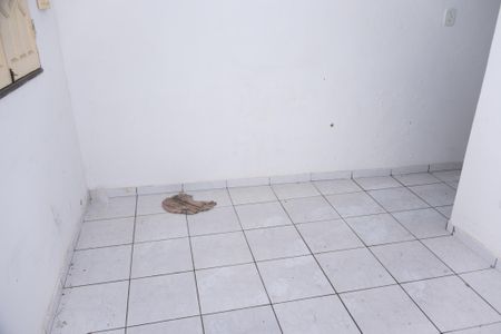 Casa para alugar com 70m², 1 quarto e sem vaga Casa para alugar com 70m², 1 quarto e sem vagaSala