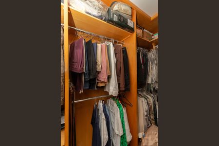 Apartamento para alugar com 105m², 3 quartos e 2 vagasCloset da suíte